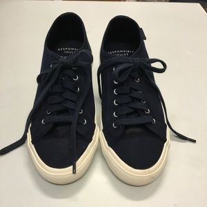 Joules Lace-Up Coast Pumps (Sneakers)